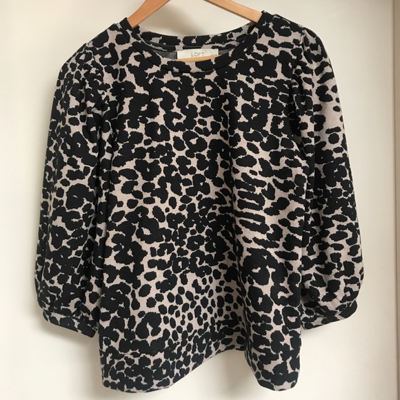 Loft leopard print puffed bell sleeved top 552103 - Picture 2 of 10